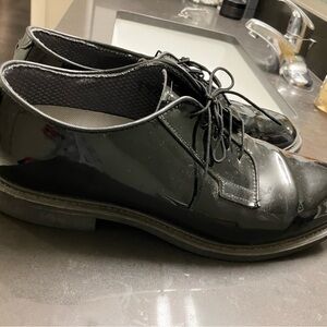 Vibram Black Sole with Textured Grip